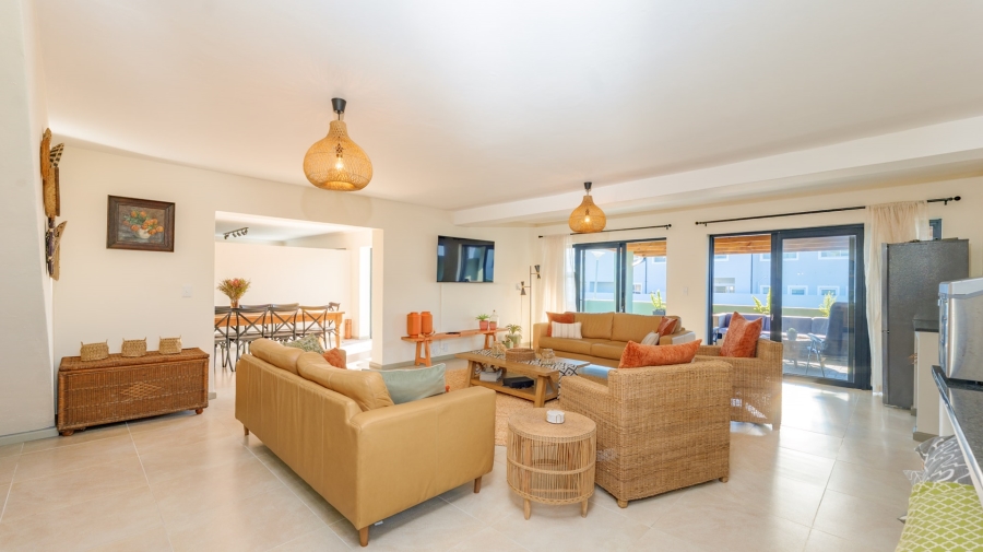 4 Bedroom Property for Sale in Struisbaai Western Cape